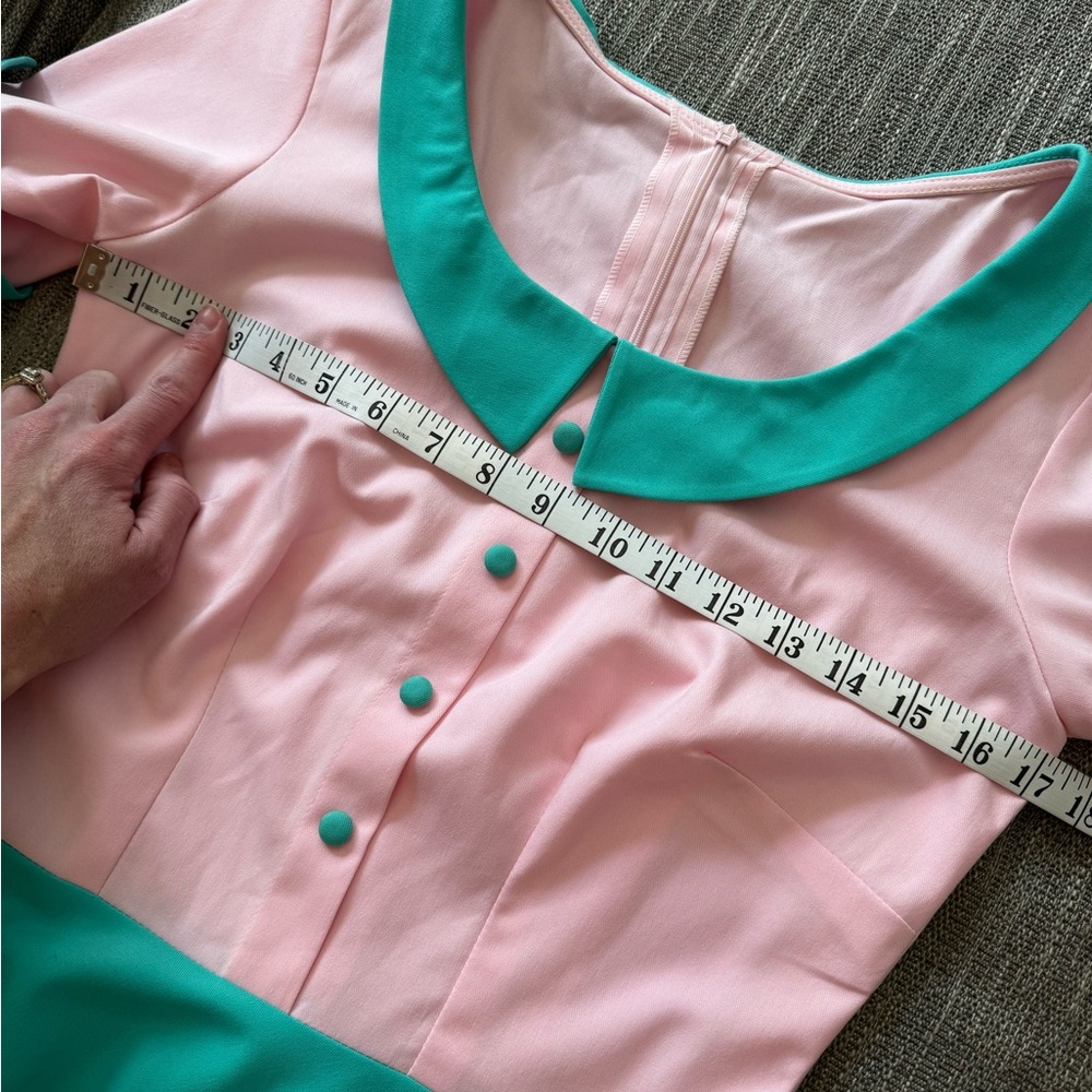 Retro Feminine Pink and Teal Swing Dress - Picture 4 of 5